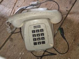 Analoges Tischtelefon grau mit Tastenfeld gebraucht