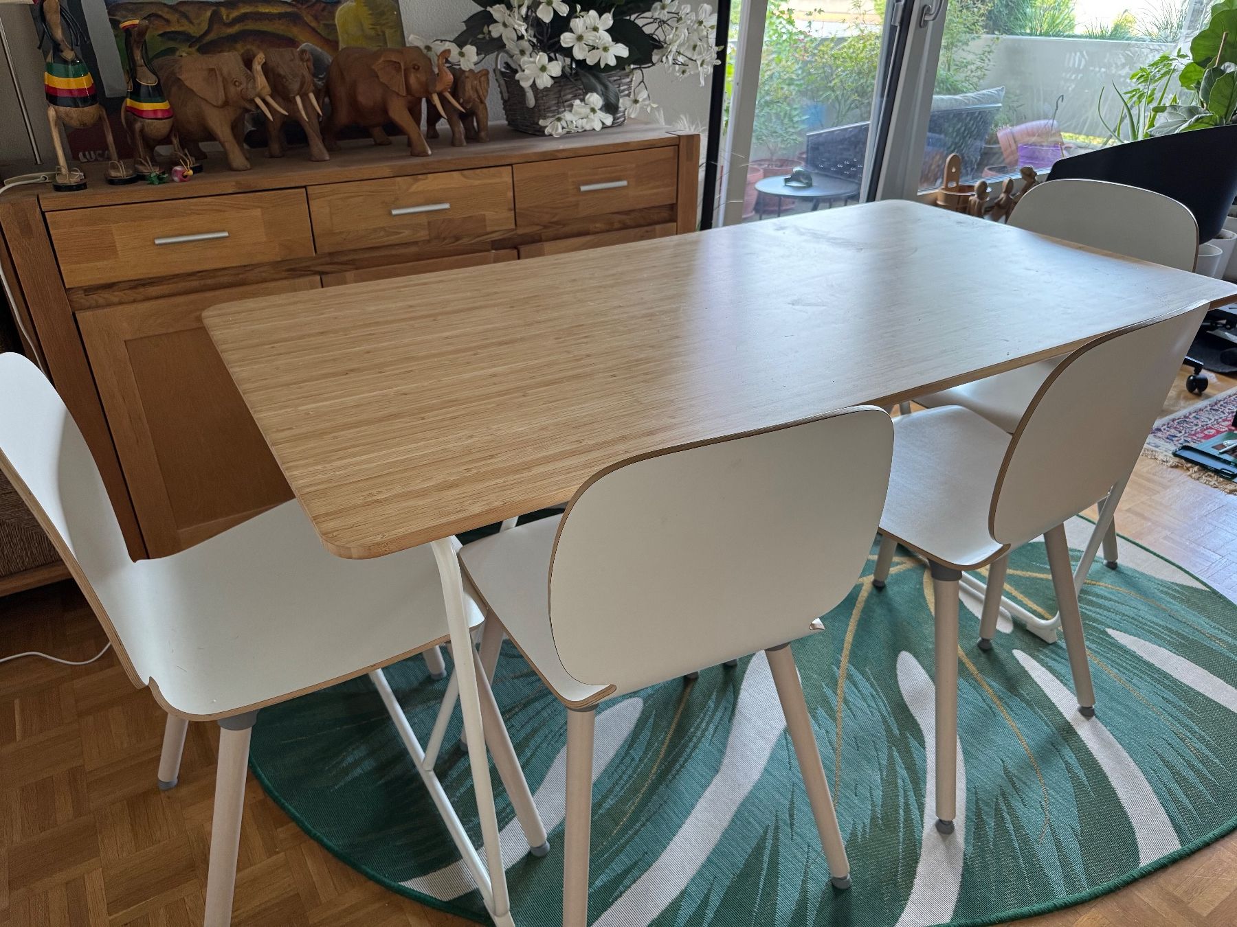 Tischset: IKEA Esstisch mit 4 Stühlen – Gebraucht aus Winterthur von diy_h7t8 2