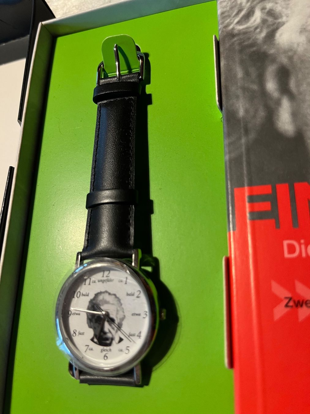 Montres: uhr, einstein mit büchlein – D'occasion à Emmenmatt par flyrecords 1