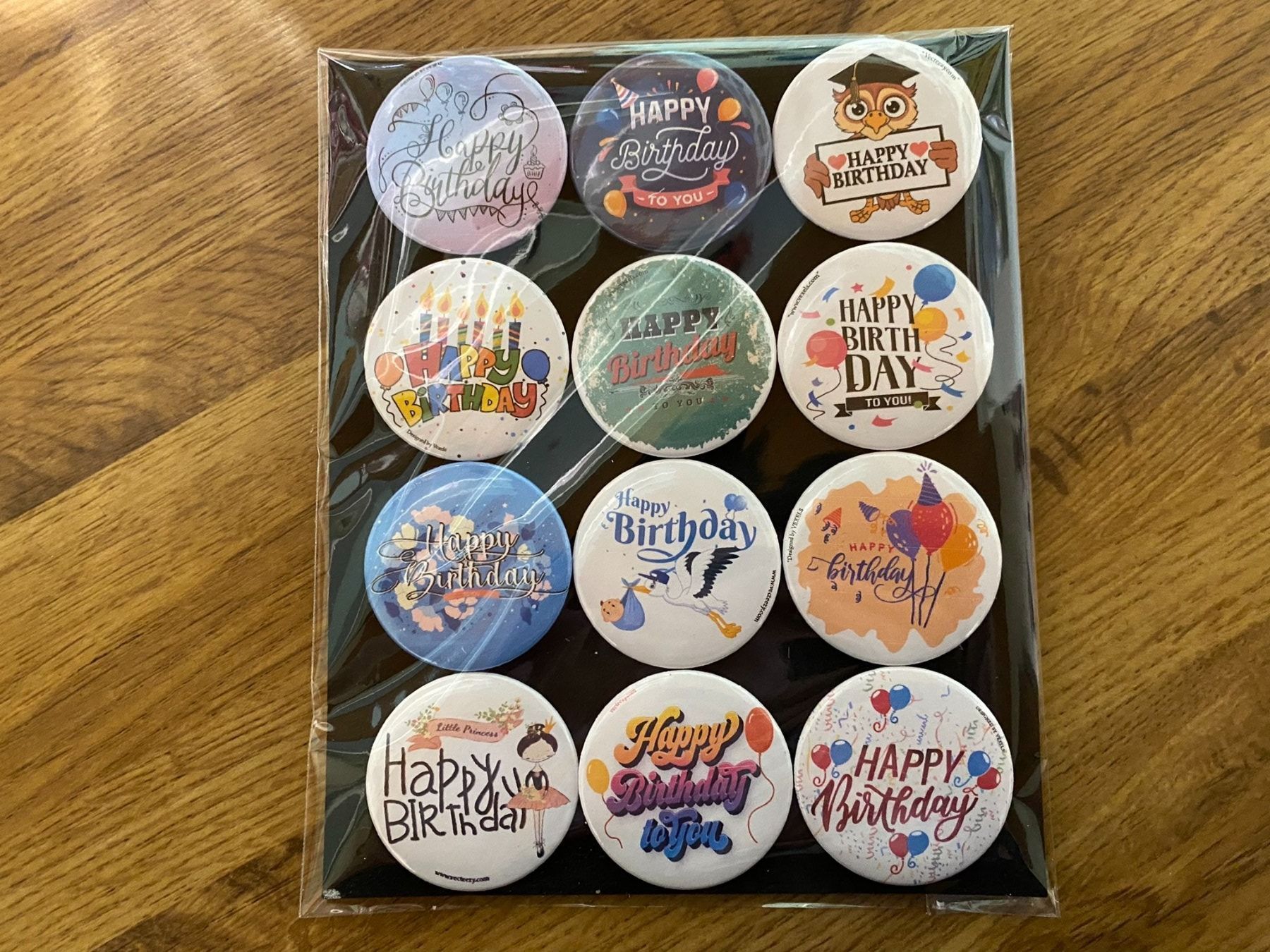 Calamite: Geburtstag Magnet Buttons – Nuovo (secondo la descrizione) da Basel venduto da FatCatPacksTheRatt