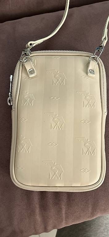 Maison Mollerus Borse da donna: Mollerus Handytasche pearl weiss/silber – Usato da Zunzgen venduto da Conny_0812 1