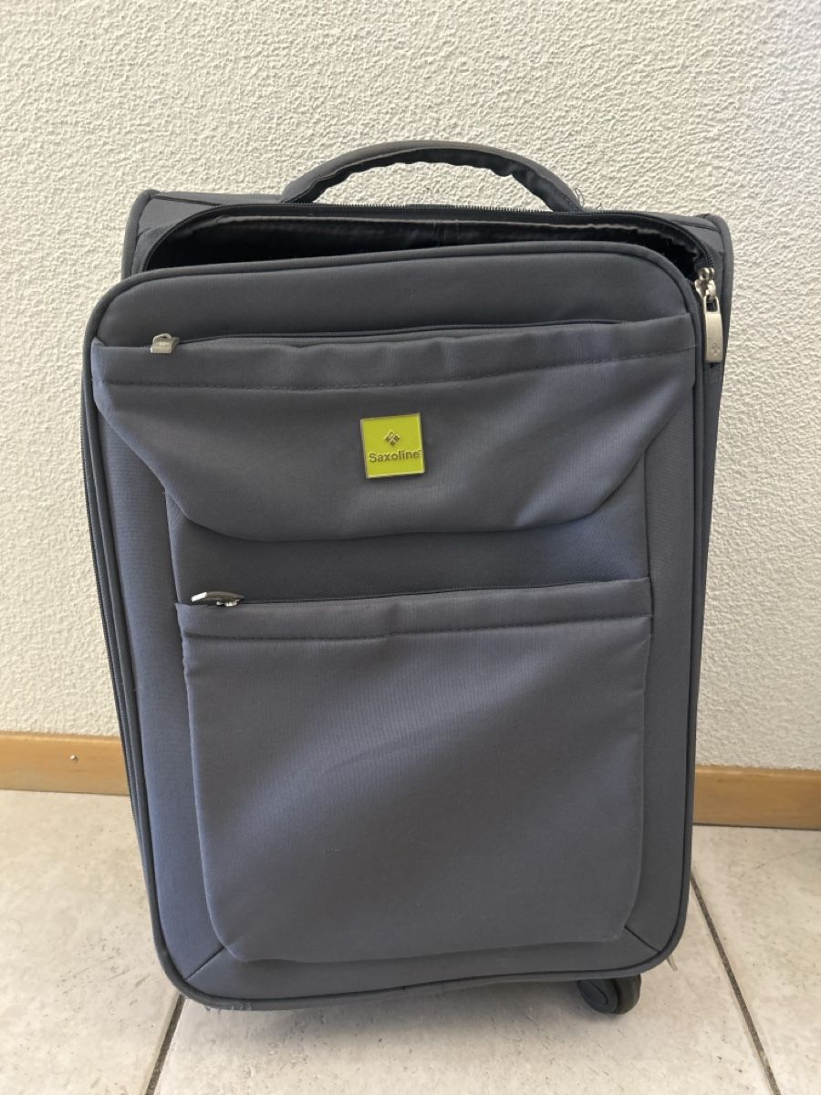 Valigie: Grauer Handkoffer – Usato da Luzern venduto da sav_zy2q