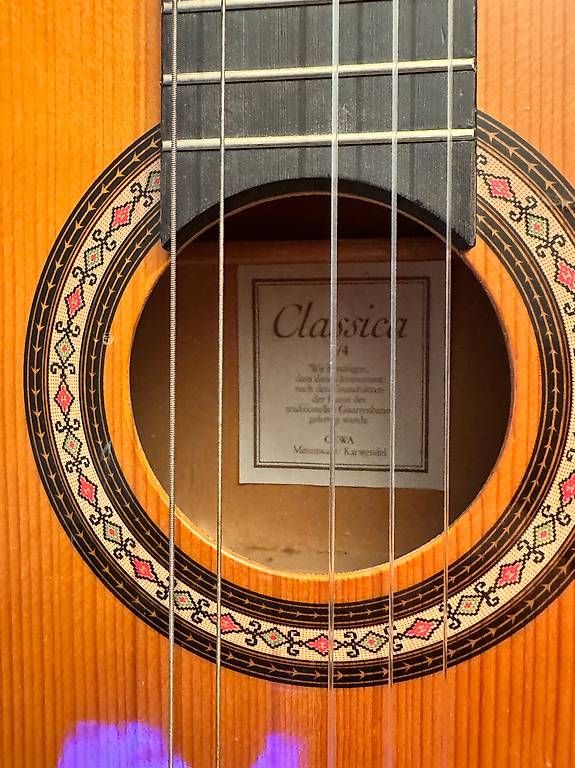 Strumenti musicali: Gitarre klasisch – Usato da Zürich venduto da Cibin