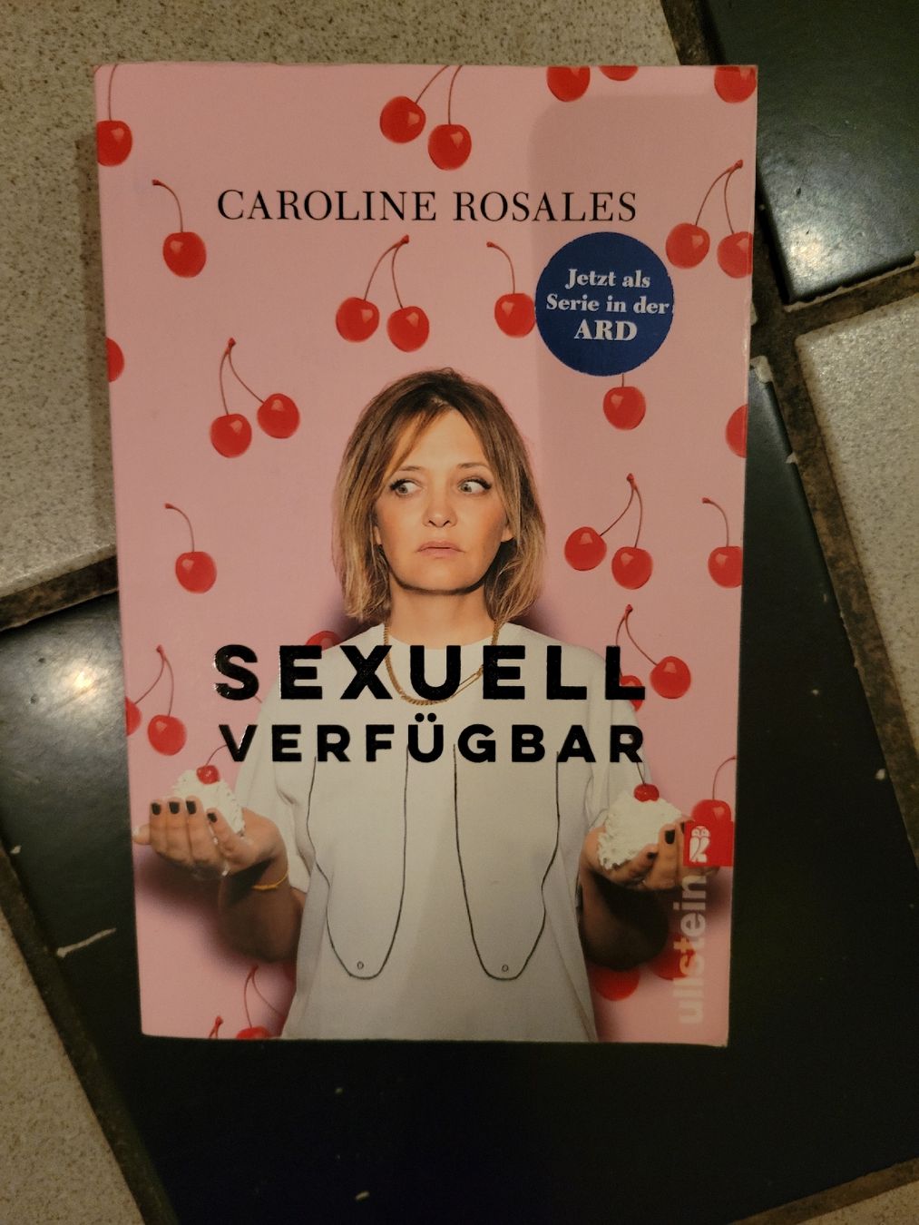 Libri: Buch "Sexuell verfügbar" – Nuovo (secondo la descrizione) da Bern venduto da Is_Abelle