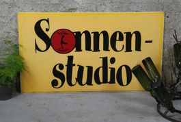 Plexiglasschild "Sonnenstudio"