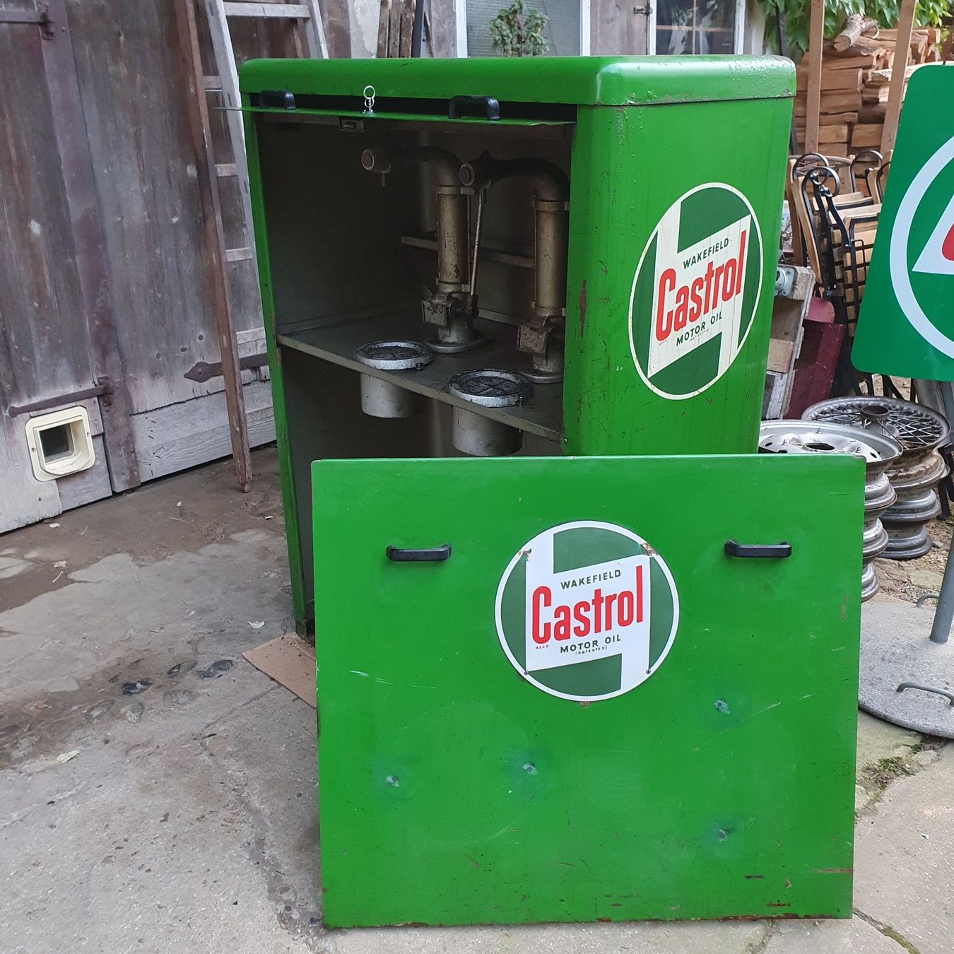 Shell Altre raccolte & rarità: Oelkabinett Shell Retro Antik – Usato da Uesslingen venduto da 1Atelier 8