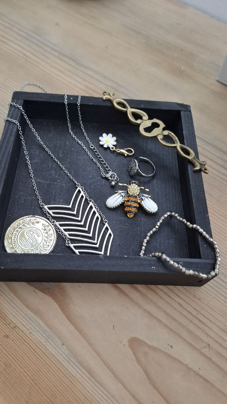 Autres bijoux: Schmuck Konvolut mit Kette und Ring – D'occasion à Buochs par regenbogen7365 1