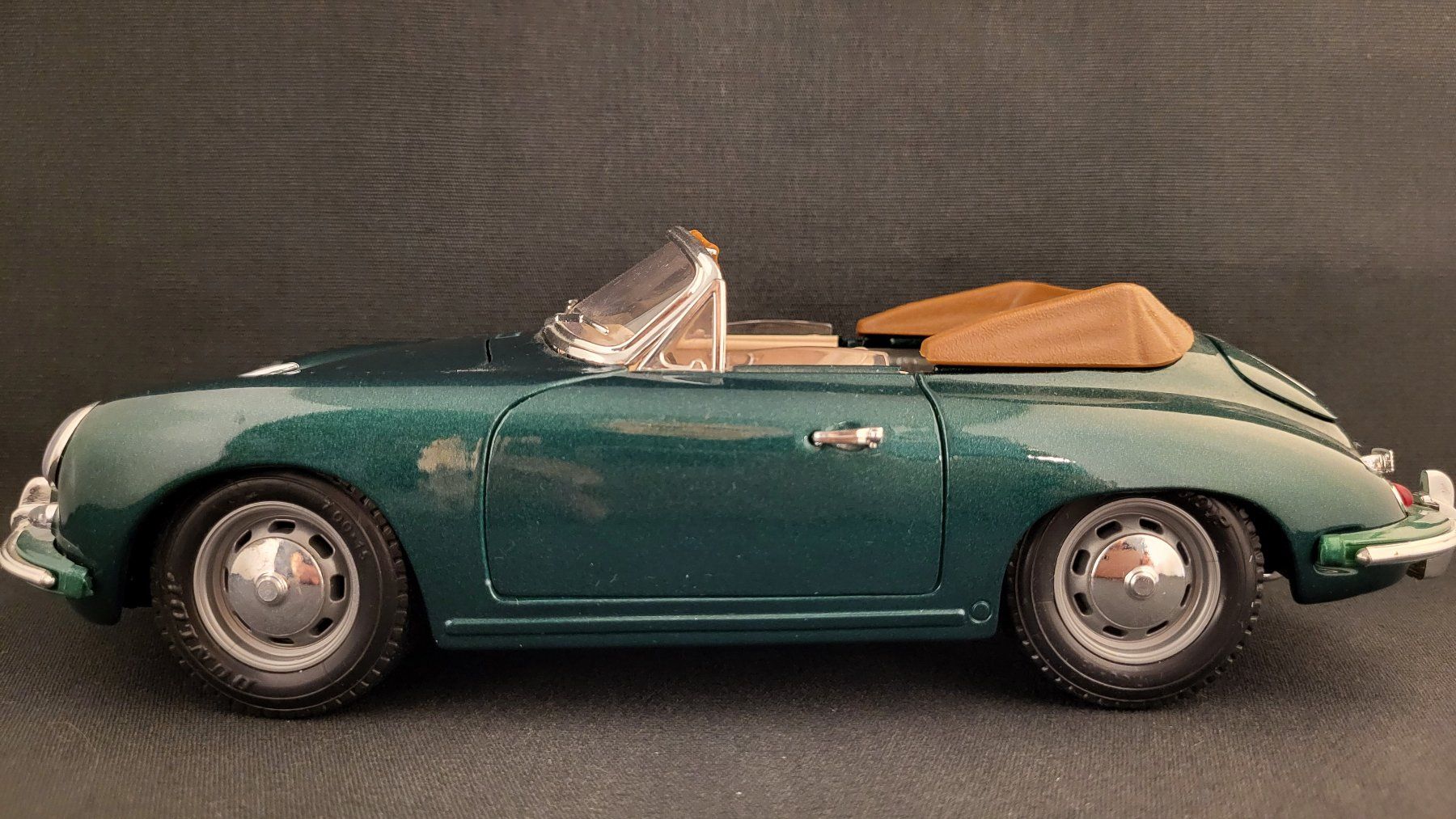 Porsche Modellini d'auto: Modell-Auto Porsche 356B BURAGO – Usato da Basel venduto da spinne02 3