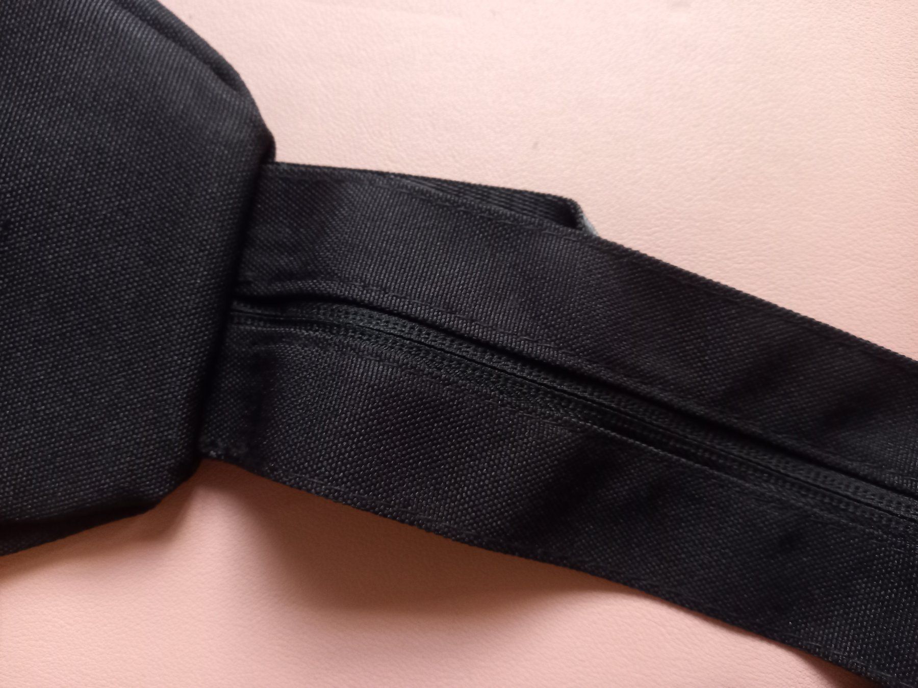 Borse: Sac à bandoulière multifonctionnel noir USB – Nuovo e nell'imballaggio originale da Lausanne venduto da FASHION-WORLD-SHOP 6