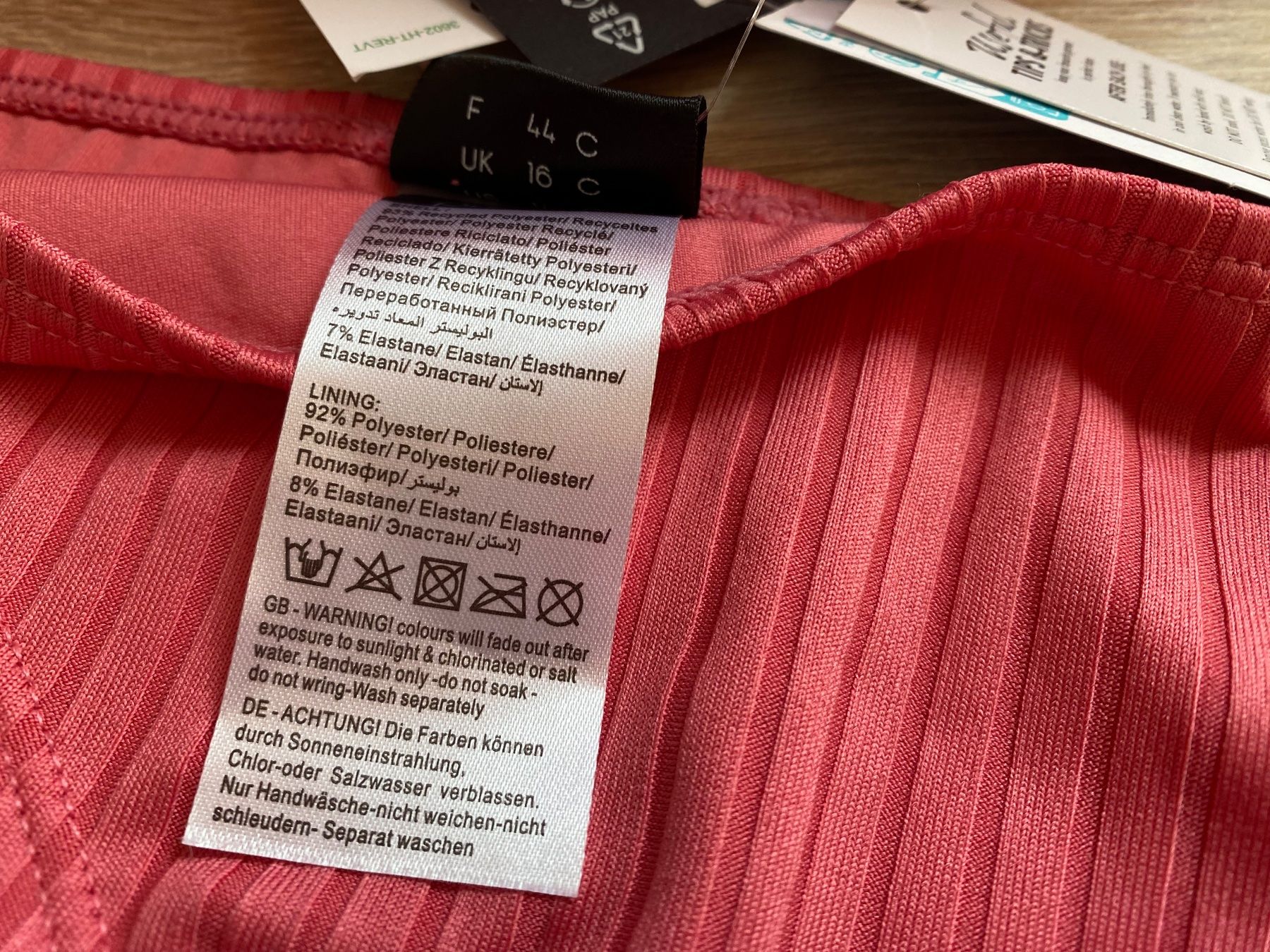 Protest Badekleider & Bikinis: Badeanzug XL 42C protest, neue – Neu (gemäss Beschreibung) aus Bösingen von Trigusik 5