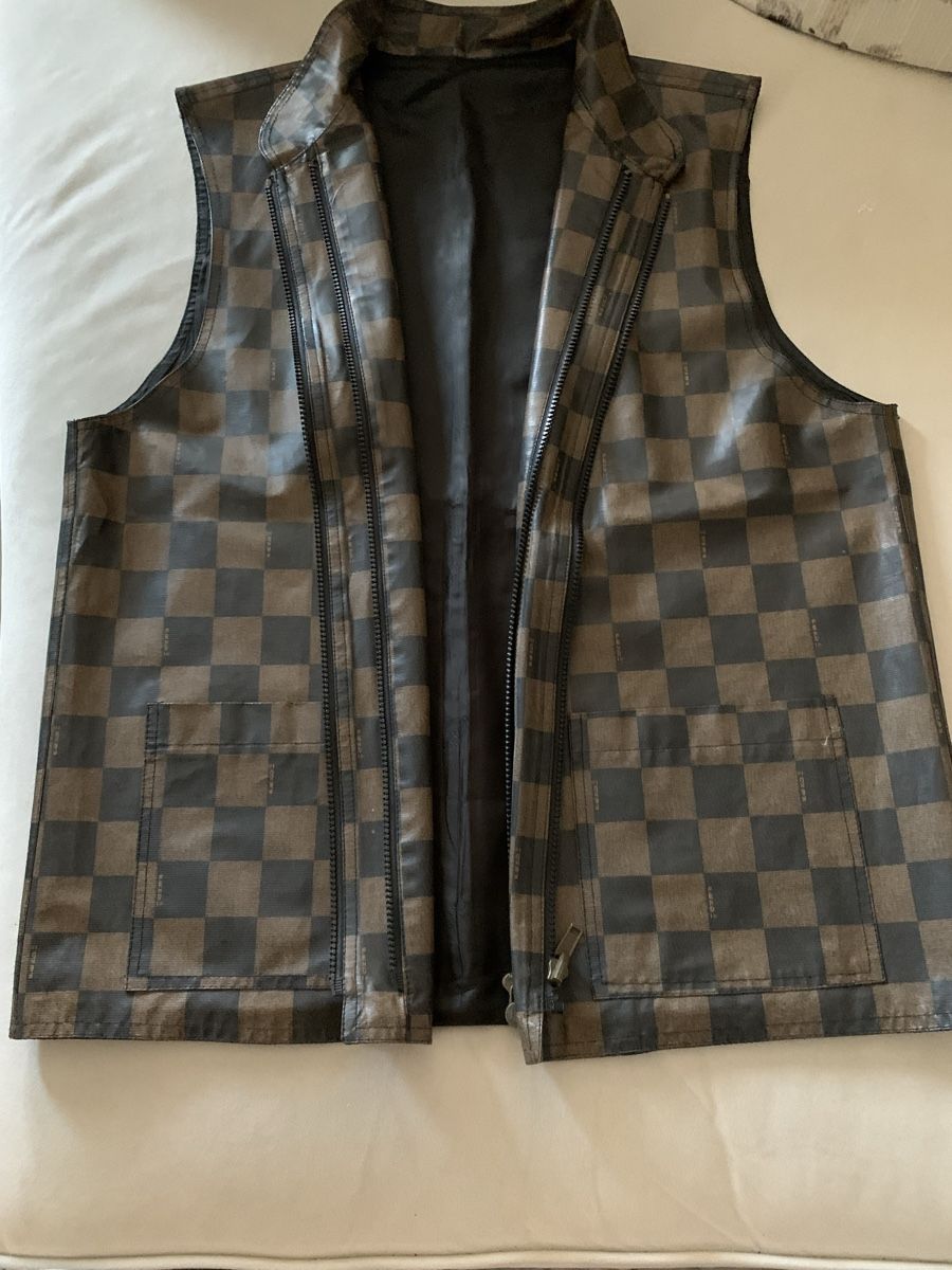 Fendi Gilet & Giacche: Fendi damengilet – Usato da Bergdietikon venduto da zor_856j 2