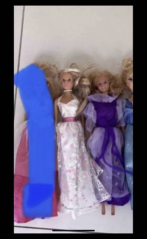 Bambole: Lot de 3 Barbies princesses – Usato da Epalinges venduto da Kallem 2