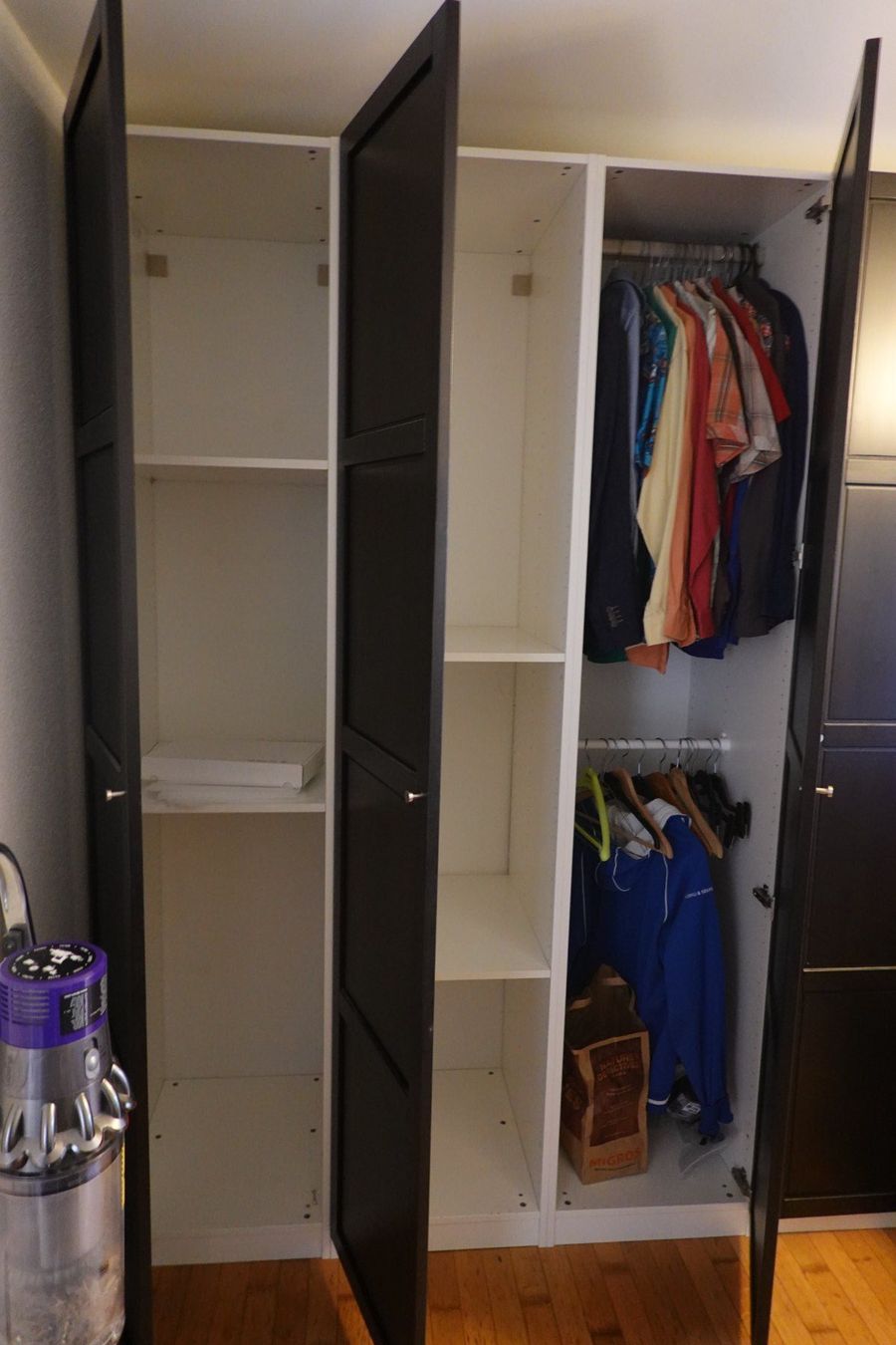 Ikea Armadi: Pax Schranksystem (Kleiderschrank) – Usato da Bäretswil venduto da NightFreakZ 1