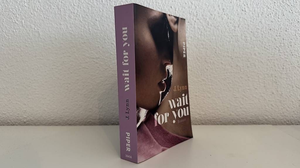 Bücher: Wait for You von J. Lynn – Gebraucht aus Rain von svenja.mahler 1