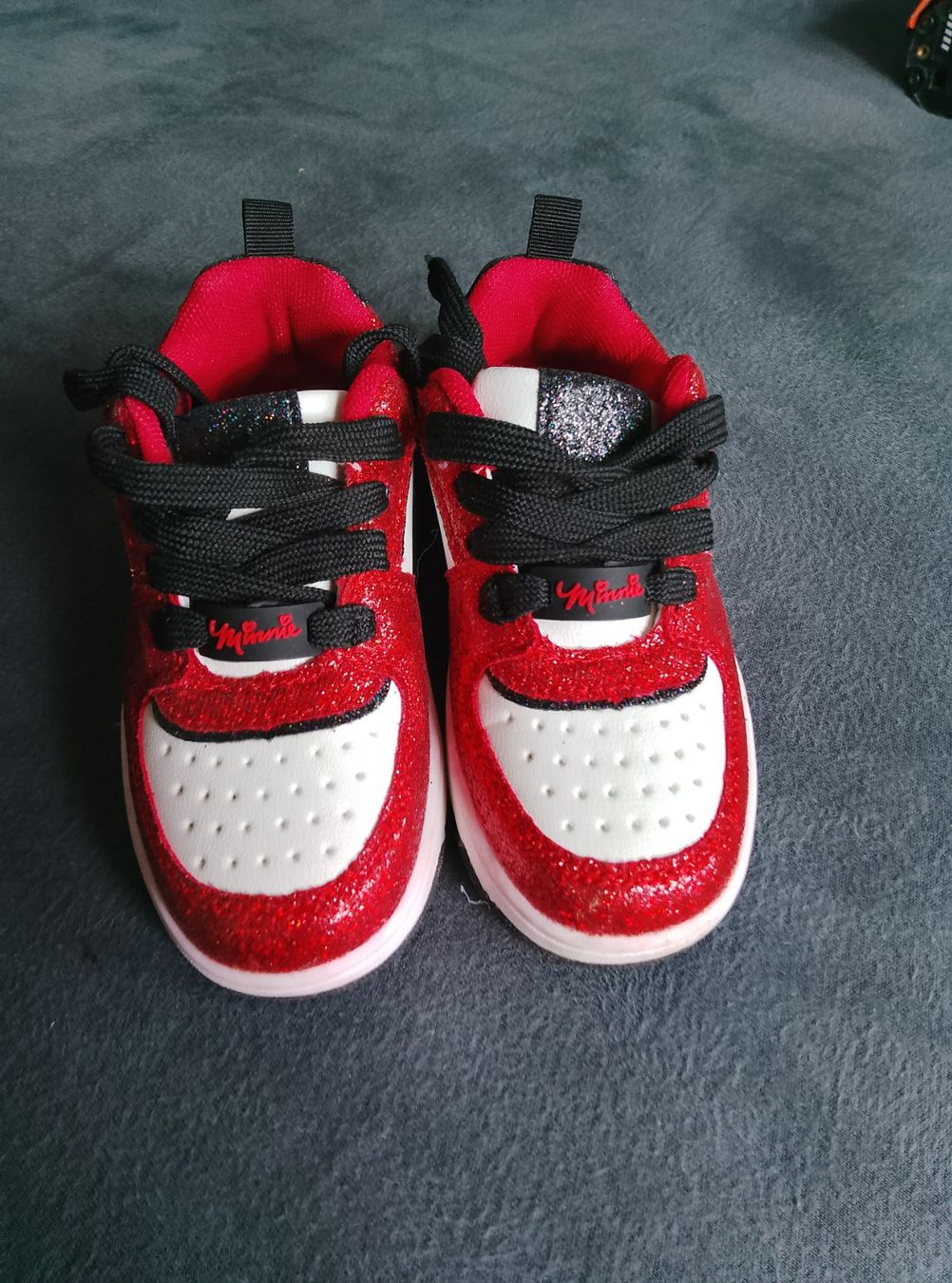 Scarpe per ragazze: Disney Minnie Mouse Mädchen Schuhe – Nuovo (secondo la descrizione) da Zermatt venduto da Haspeklo 1