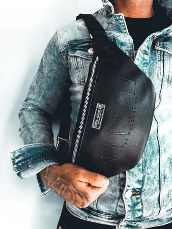 Stylische Gürteltasche- Schwarz