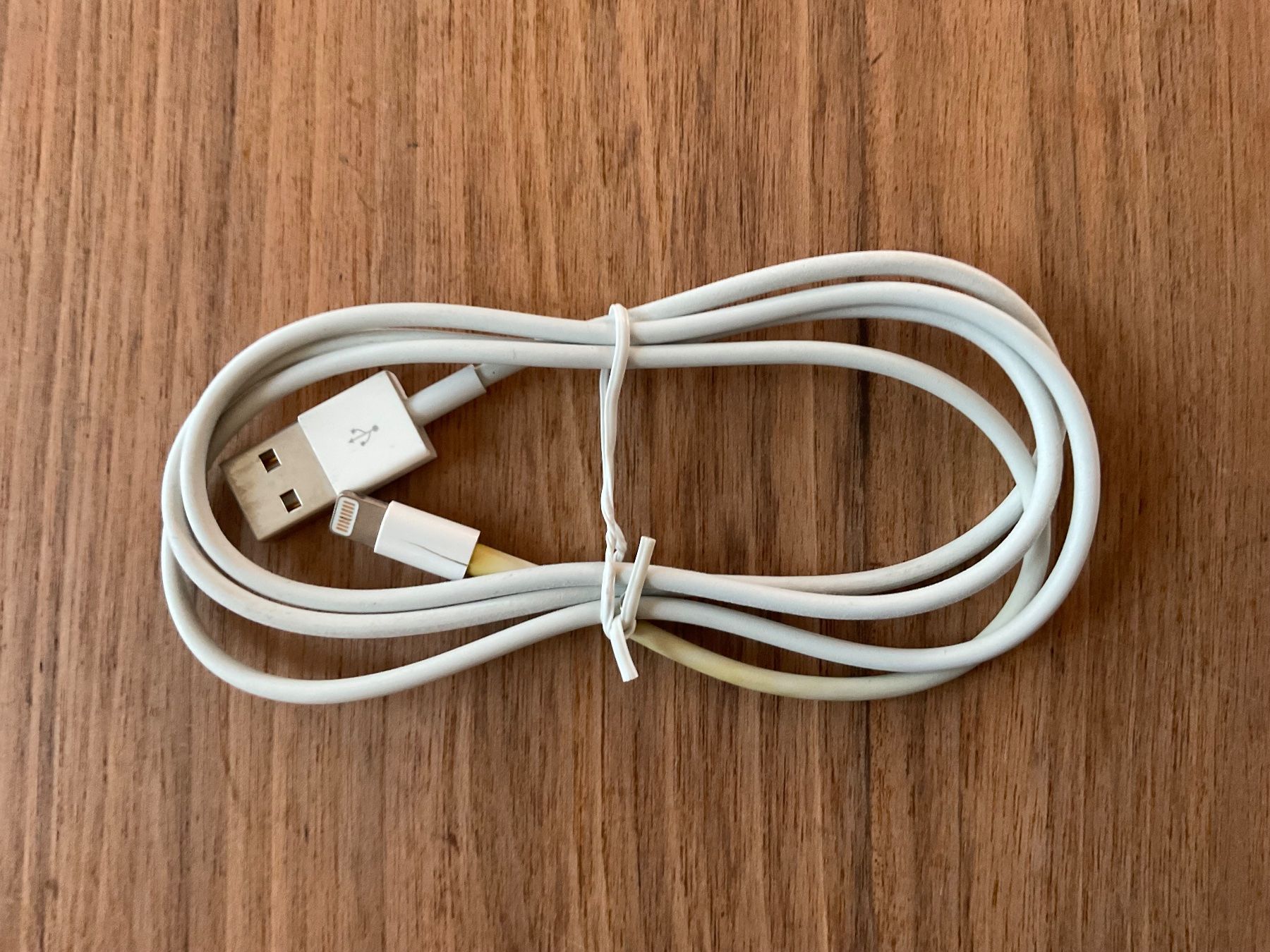 Apple Maus: Apple Magic Mouse 2 – Gebraucht aus Hittnau von Bota12 5