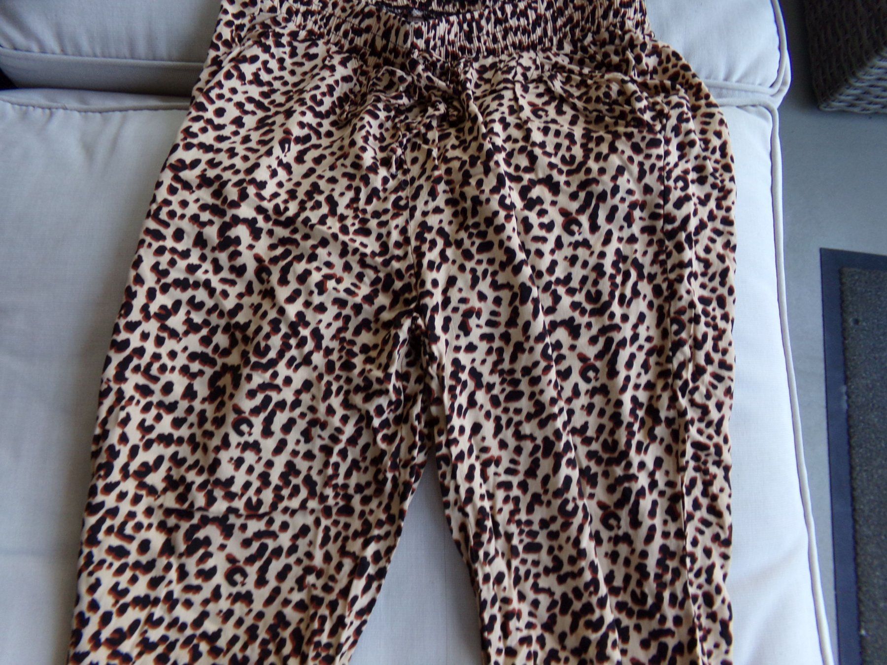 Pantaloni: Damen Sommer Hose Leo   Gr. Ca S – Usato da Winterthur venduto da Jessi_di 1
