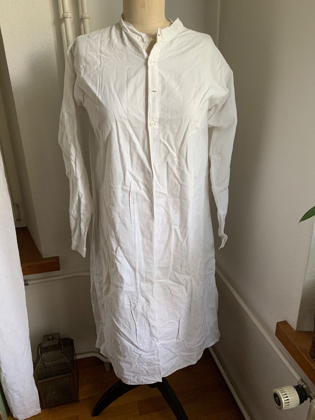 Negligees & Pigiami: Antikes Nachthemd langarm weiss Baumwolle Gr. 38 – Usato da Richterswil venduto da Moii89