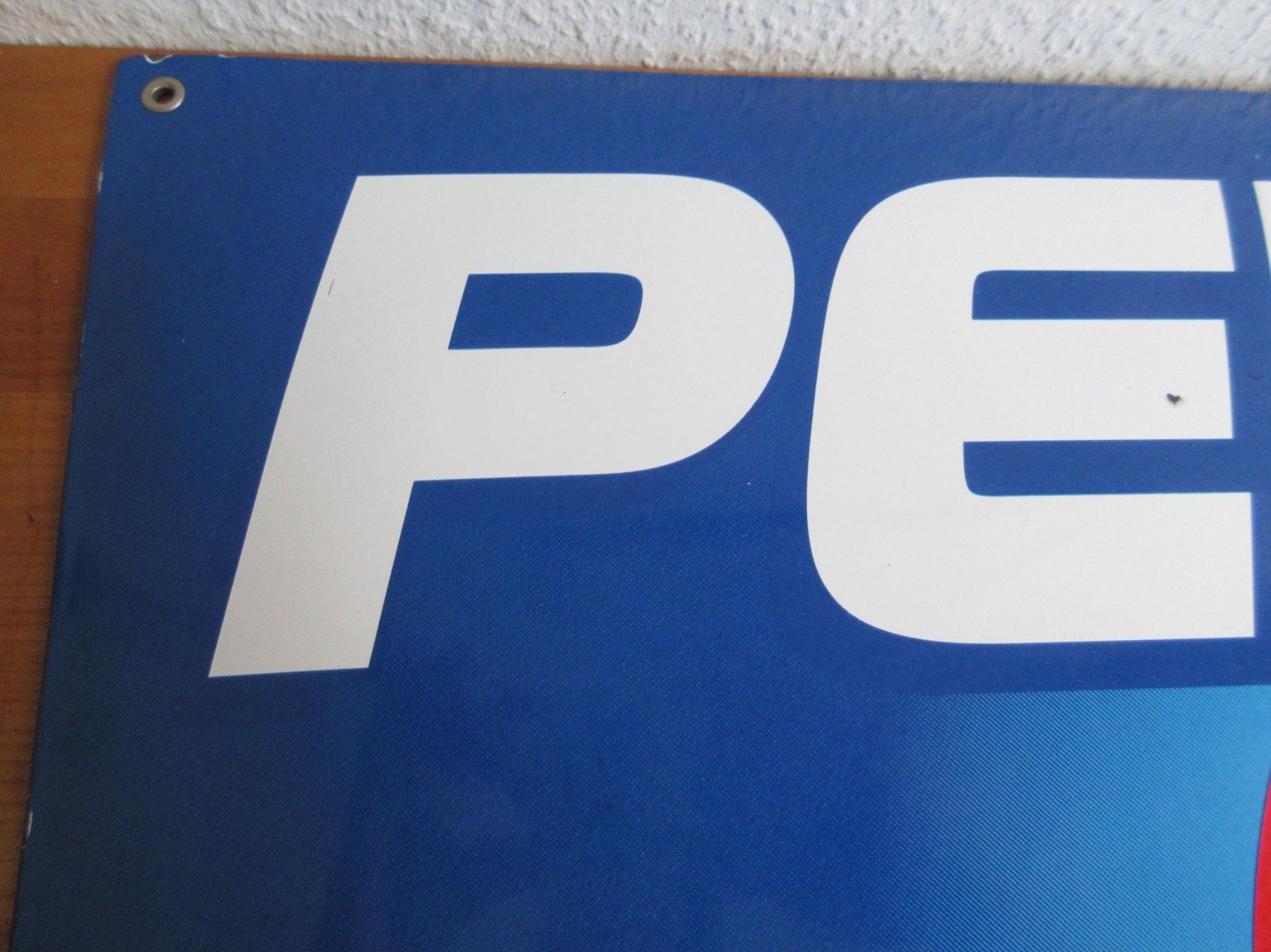 Pepsi Insegne: Gewölbtes Emailschild Pepsi – Usato da Binningen venduto da tempipassati 1