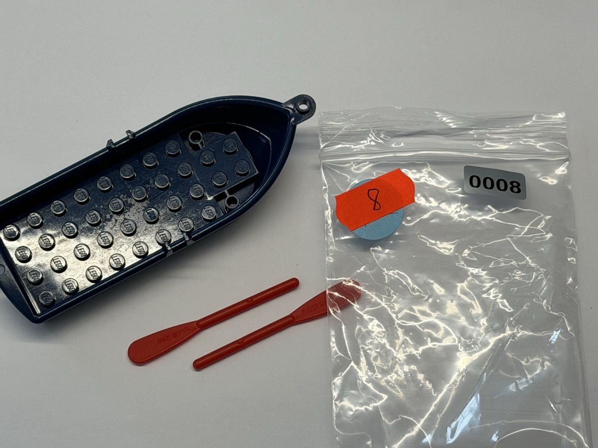 Lego Giocattoli: 1 Stück /Lego Boot dunkelblau mit Ruder . – Usato da Rheinfelden venduto da zim_2hqc 2