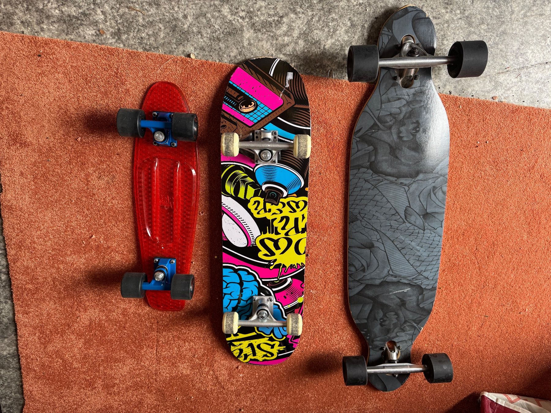 Skateboards: 3 Stück skateboard – Usato da Volketswil venduto da HDT2