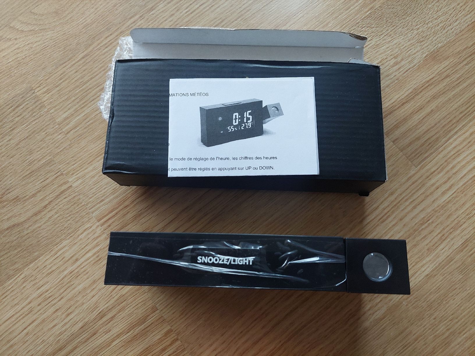 Sveglie: Projection Alarm Clock - Monaco Auto Club – Nuovo e nell'imballaggio originale da Adliswil venduto da kurin 1