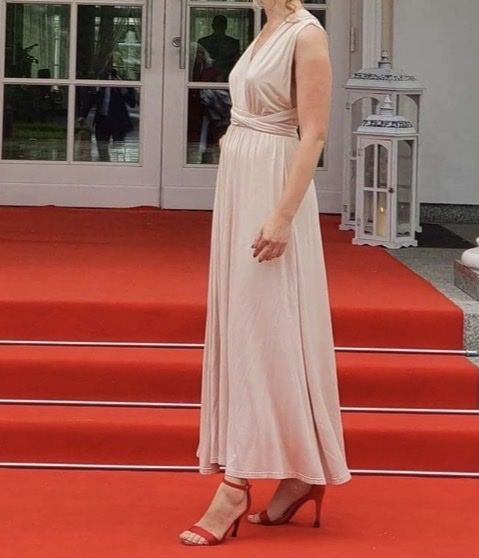 Robes: Light pink / beige infinity dress – D'occasion à Zürich par ali_celi 1
