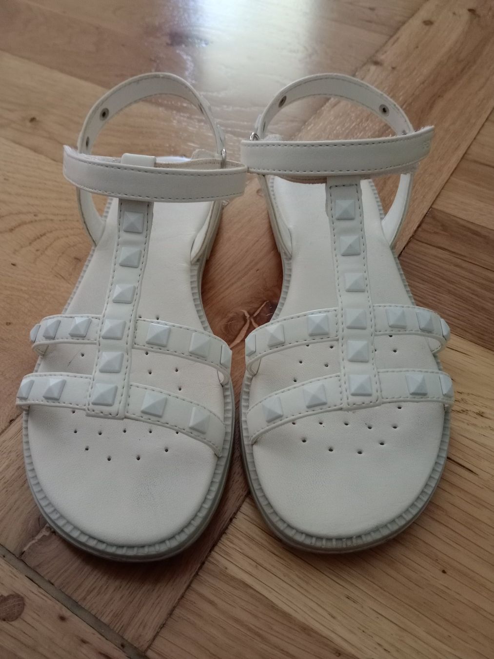 Geox Scarpe per ragazze: Geox weisse Sandale gr. 34 – Usato da Castel San Pietro venduto da misha05