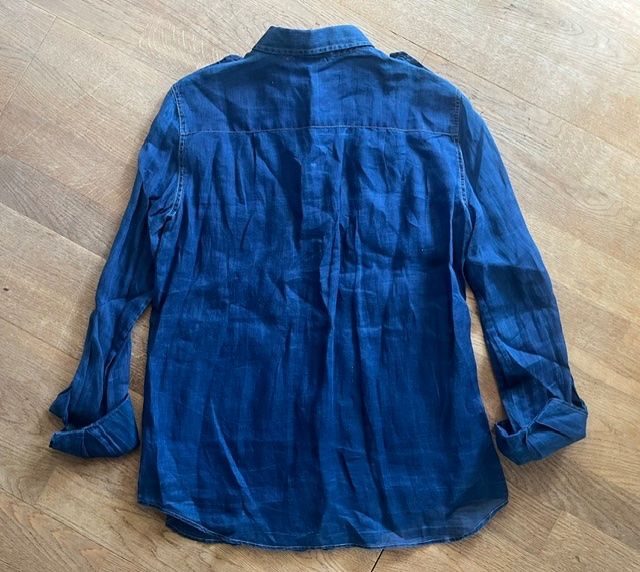 Massimo Dutti Camicette: Lässig leichte Bluse im Jeans-Look von Massimo Dutti – Usato da Steinmaur venduto da Dyleila 2