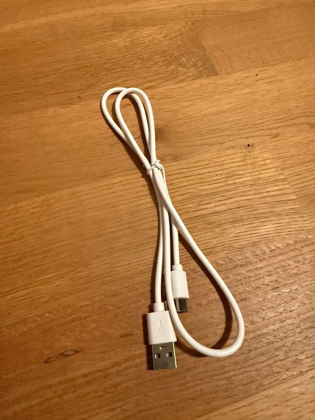 Câbles: USB-A auf USB-C Kabel – D'occasion à Wettingen par myworldsking