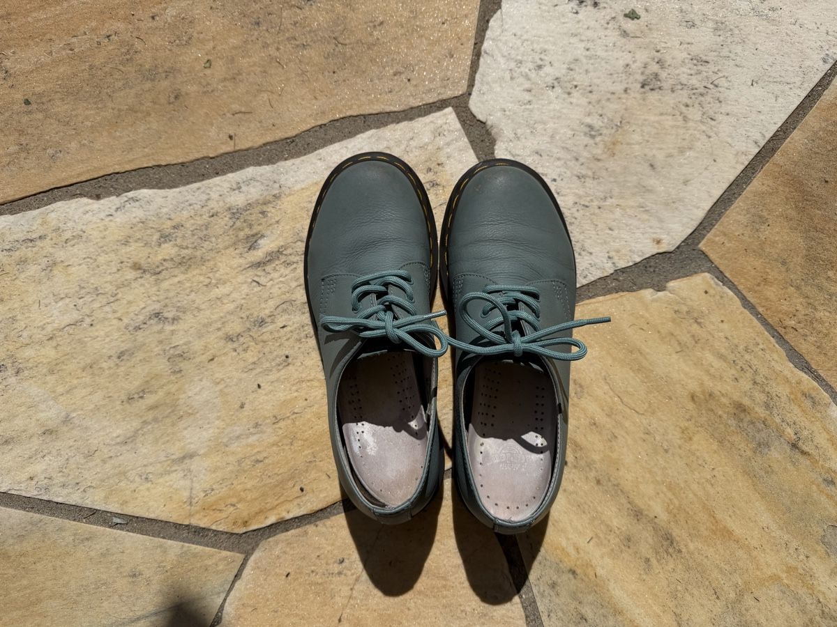 Dr. Martens Scarpe da donna: Dr Martens basses bleu taille 38 – Usato da Founex venduto da Hyrienne 1