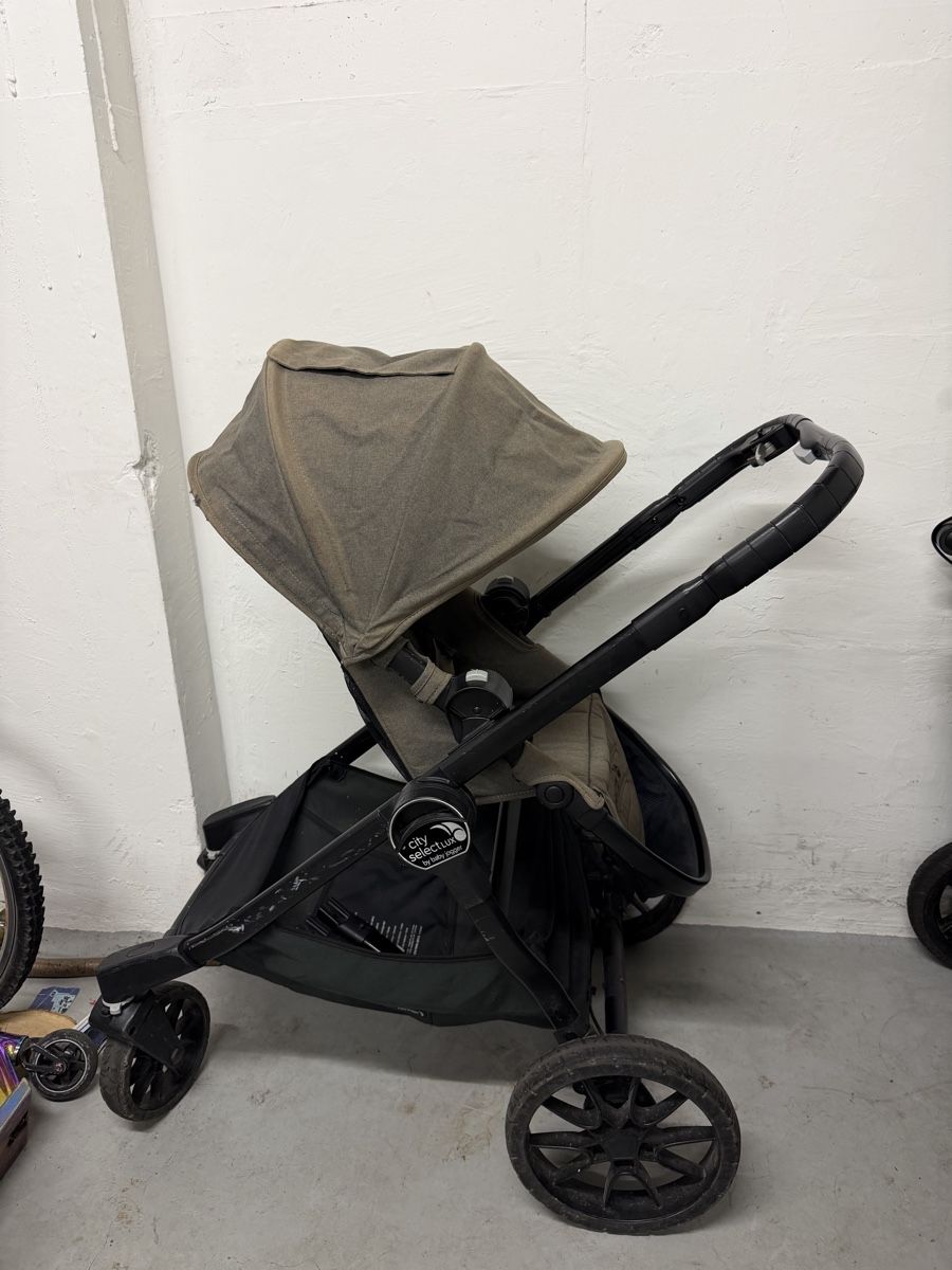 Baby Jogger Carrozzine: Zwillingskinderwagen – Usato da Unterentfelden venduto da van_m8g7 1