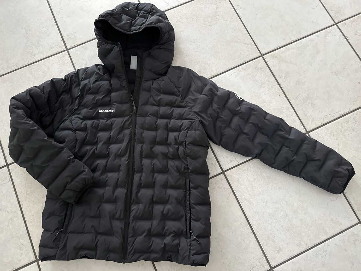 Mammut Giacche: Mammut Damen Winterjacke L – Usato da Davos Platz venduto da Anakonda1