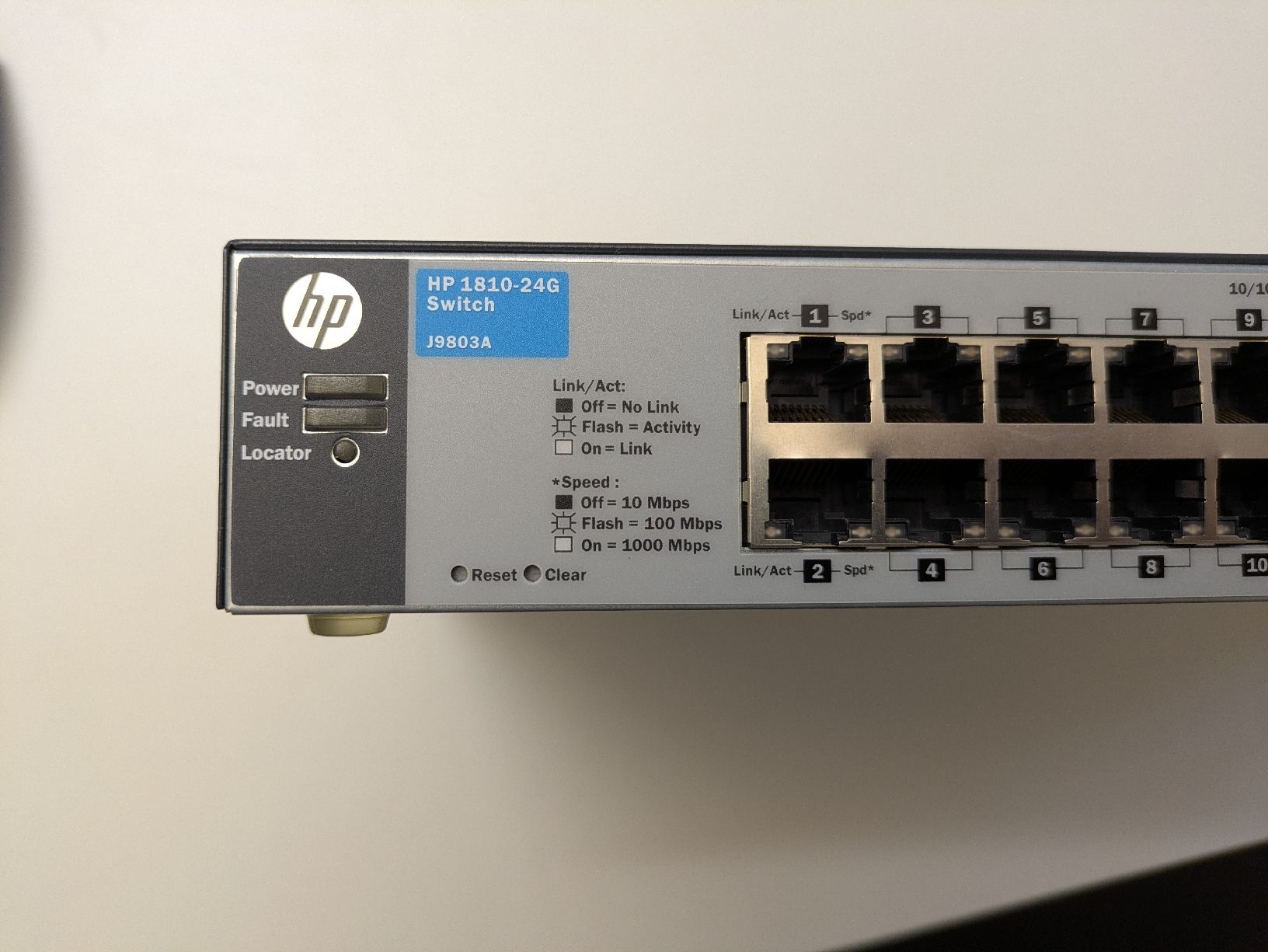 Hewlett Packard Hub & Switch: Switch HP 24 port – Usato da Lamone venduto da campanal 1