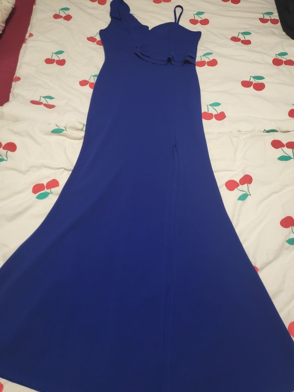 Vestiti: Abendkleid gr L zalando – Nuovo (secondo la descrizione) da Dietikon venduto da Eleda