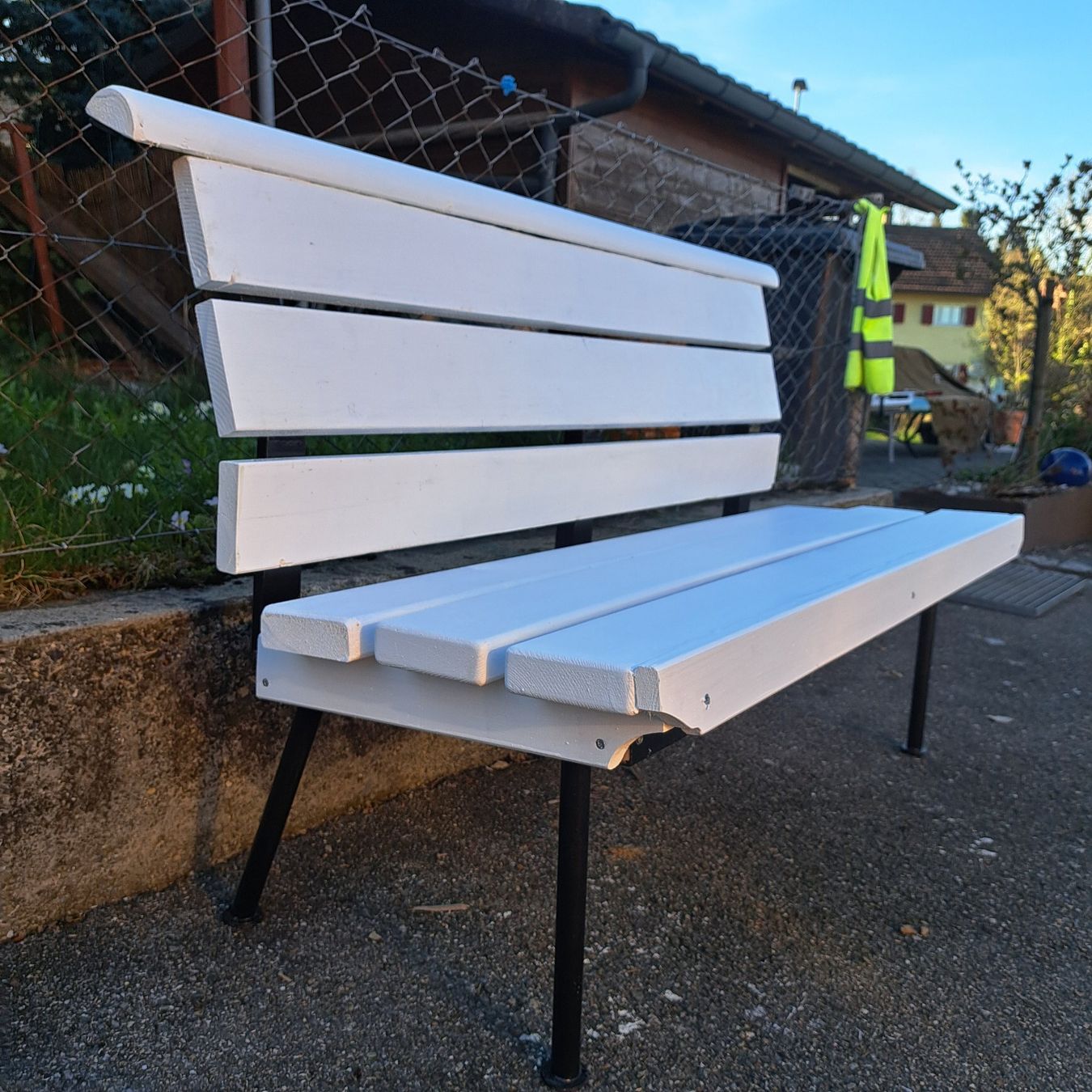 Panchine: huebsche gartenbank robust – Nuovo (secondo la descrizione) da Benzenschwil venduto da 007tinu 2