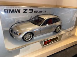BMW Z3 2.8 Coupe 1/18 UT Models RARITÄT