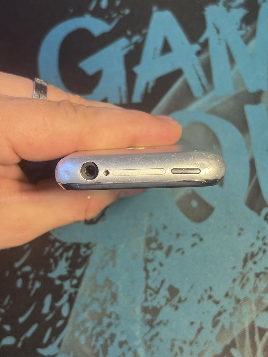 Apple Handys / Smartphones: Apple iPhone (1. Generation / 2G) A1203 – Defekt aus Wädenswil von dai_2bcv 6
