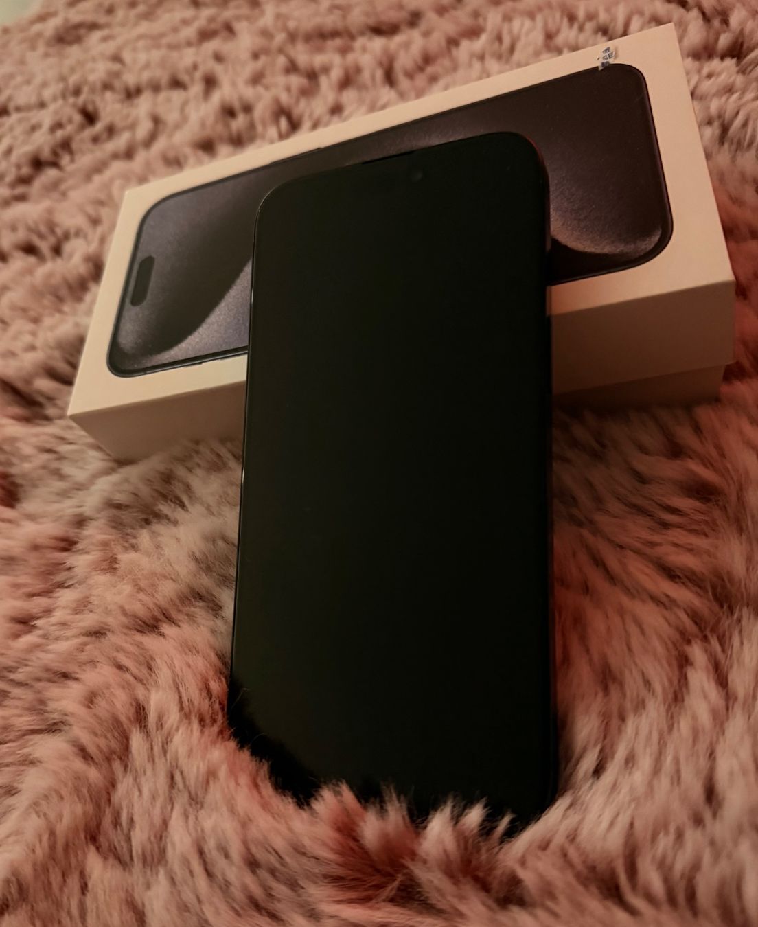 Apple Handys / Smartphones: iPhone 15 pro Max – Gebraucht aus Walenstadt von ann_qsm8 1