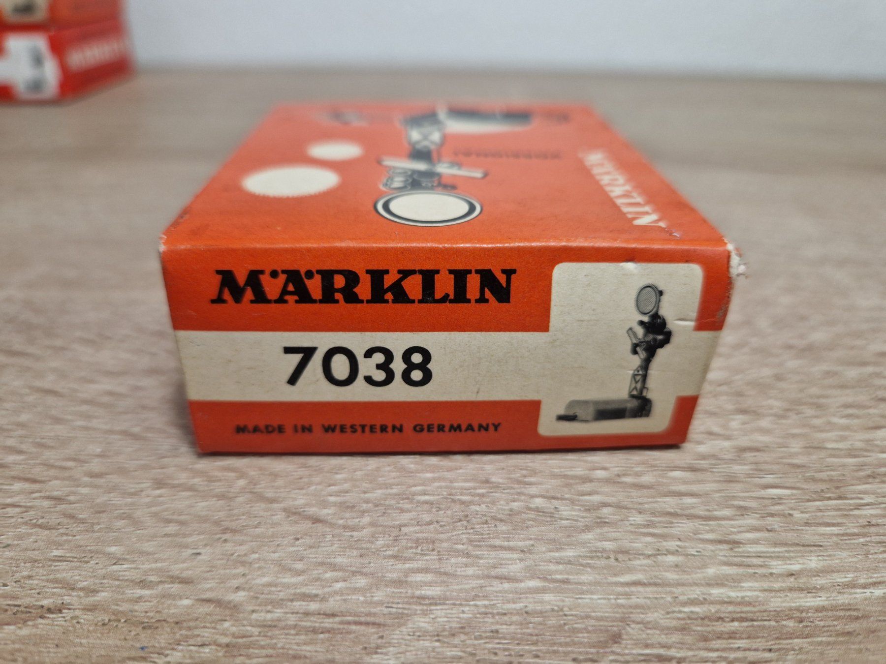 Märklin Modellini di ferrovie: Märklin 7038 Vorsignal H0 – Usato da St-Aubin-Sauges venduto da tantome 1