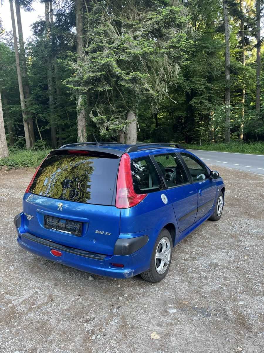 Peugeot Automobili: Peugot 206 Break – Usato da Hasle b. Burgdorf venduto da 2Wheelcustom 2