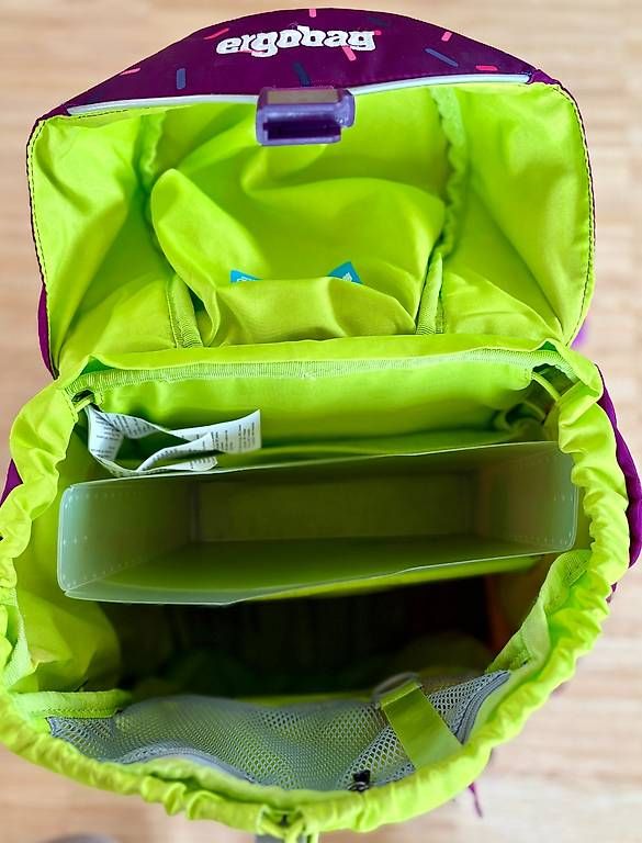 Ergobag Borse & Zaini: Ergobag pack Schulrucksack – Usato da Zürich venduto da tasna78 2