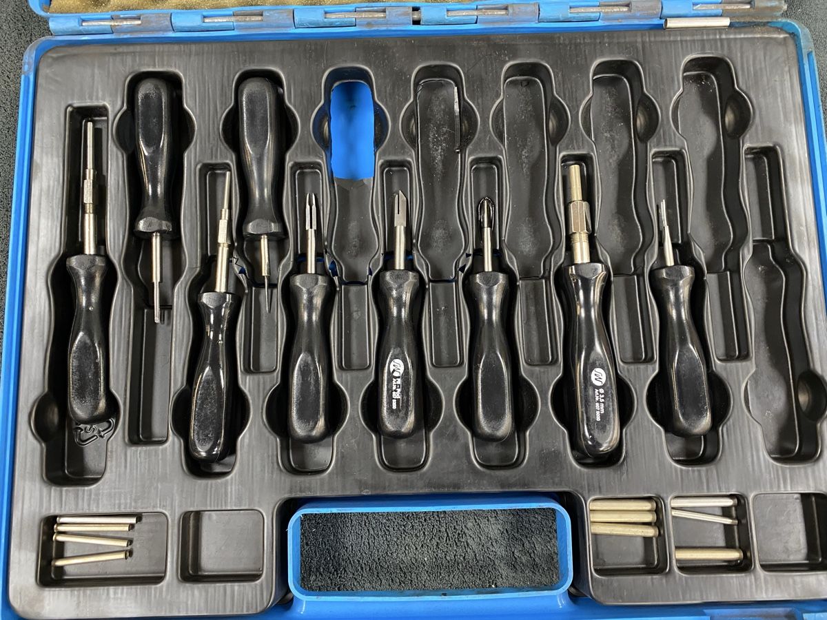Alle Werkzeuge: Kabel-Entriegelungs-Werkzeug  – Gebraucht aus Hägglingen von Karin0802 5