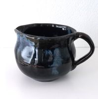 Antike Vase/Kanne signiert, Keramik mit dreifarbiger Glasur