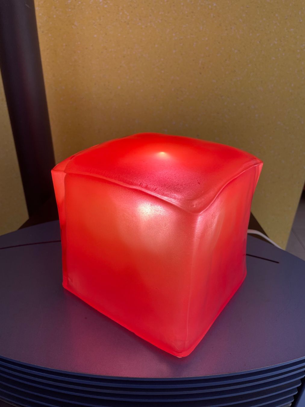 Ikea Lampade: IKEA Iviken Ice Cube Lamp – Usato da Basel venduto da RAMSESSOLEIL