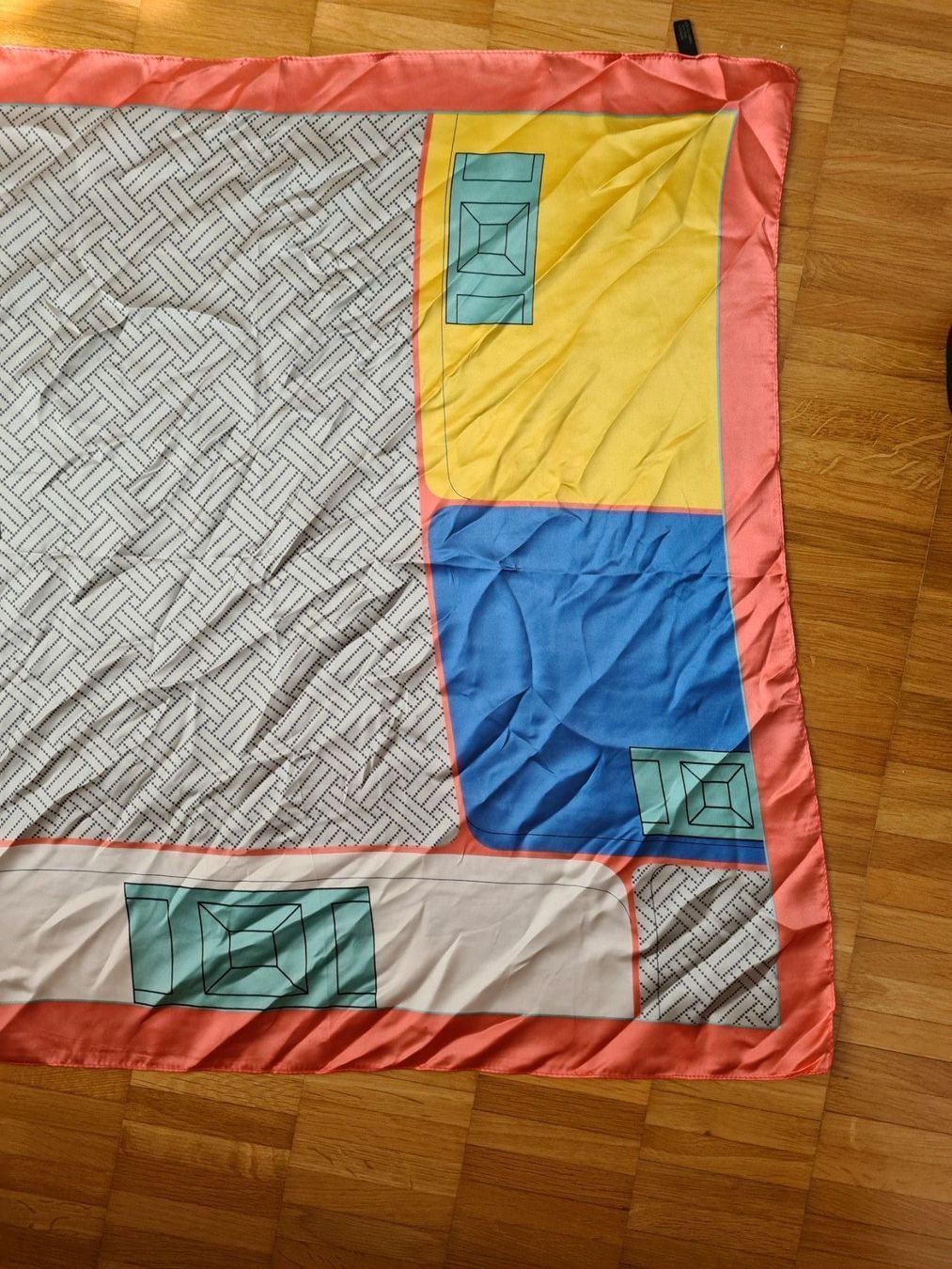 Foulards, Tücher & Schals: Damentuch – Neu und originalverpackt aus Jona von Good_luck_ 4