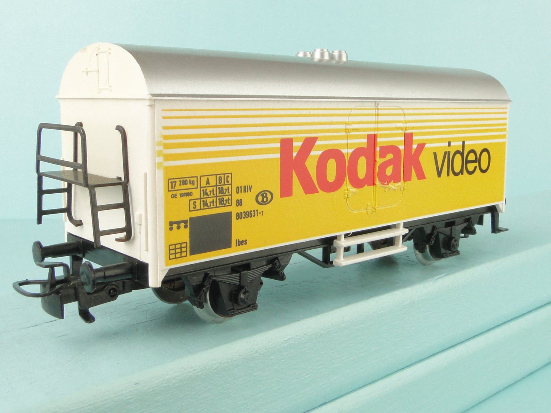 Märklin Modellini di ferrovie: Märklin H0 Kodak Video – Usato da Bülach venduto da cann11