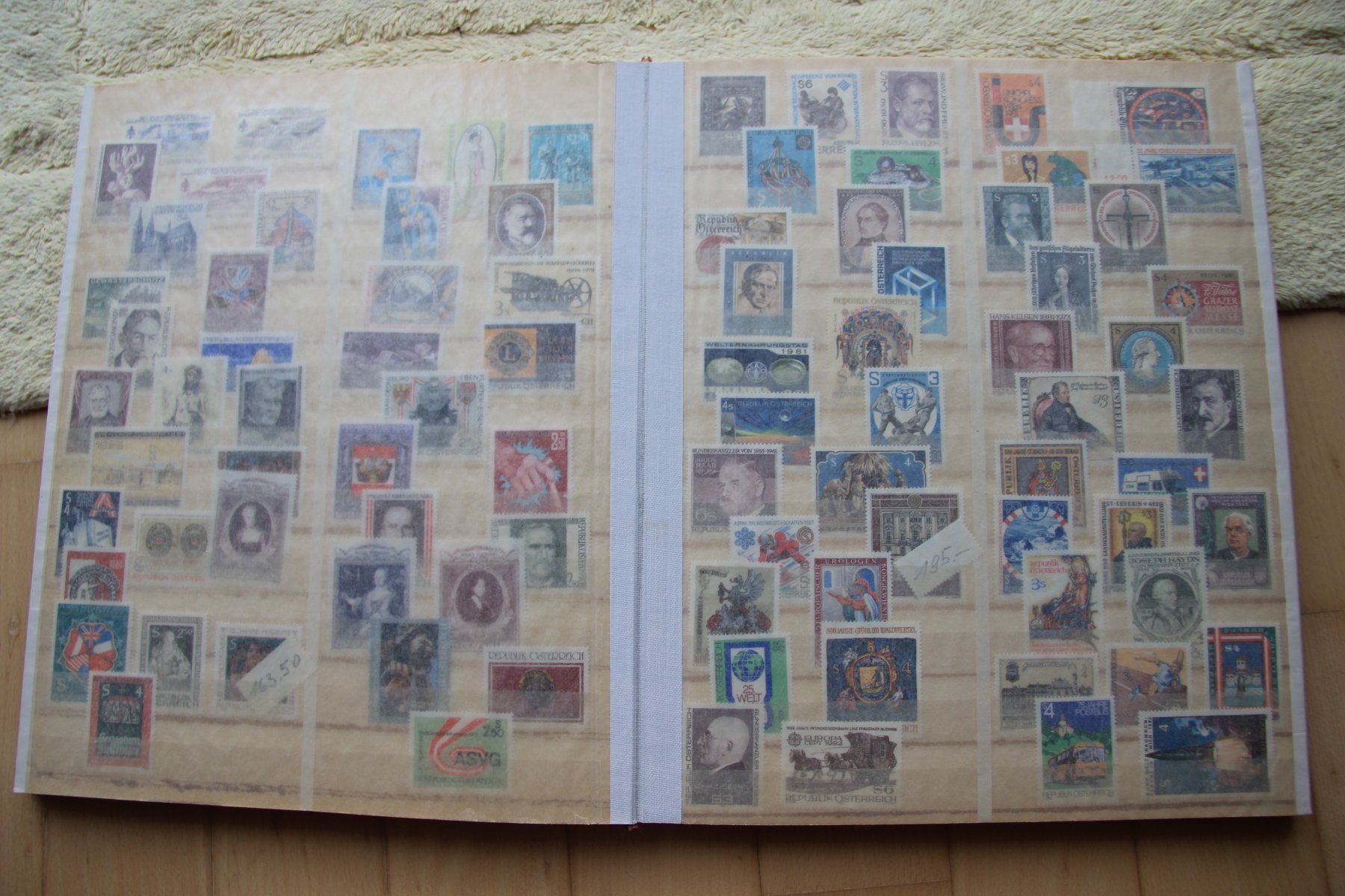 Tutti i francobolli: Österreich Briefmarkensammlung – Usato da Schlieren venduto da Sternstunde2 5