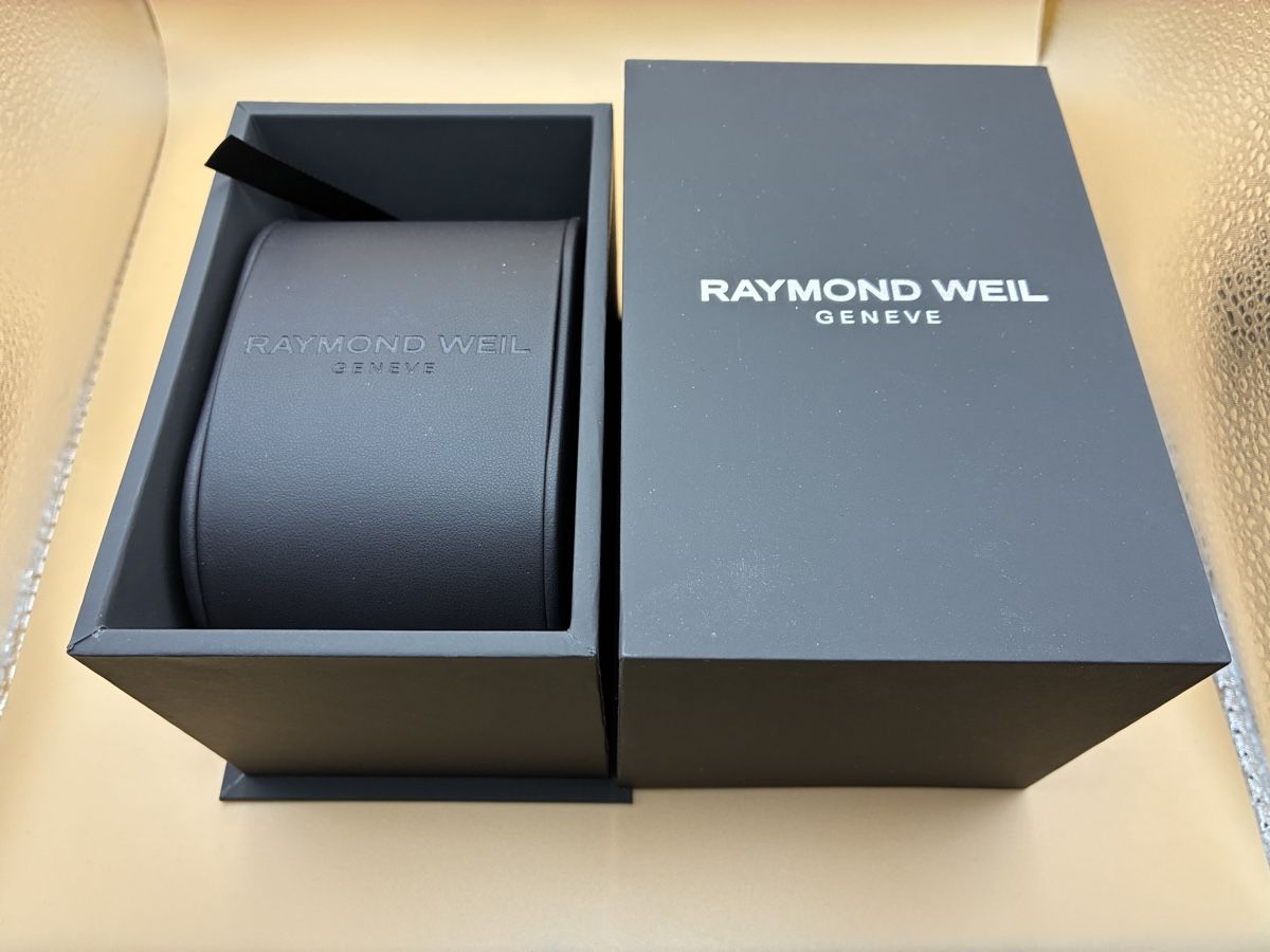 Raymond Weil Orologi: Raymond Weil Millésime Petite Seconde -Vert British - 39.5mm – Nuovo (secondo la descrizione) da Meyrin venduto da Samos23 6